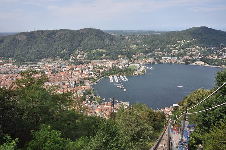 como02